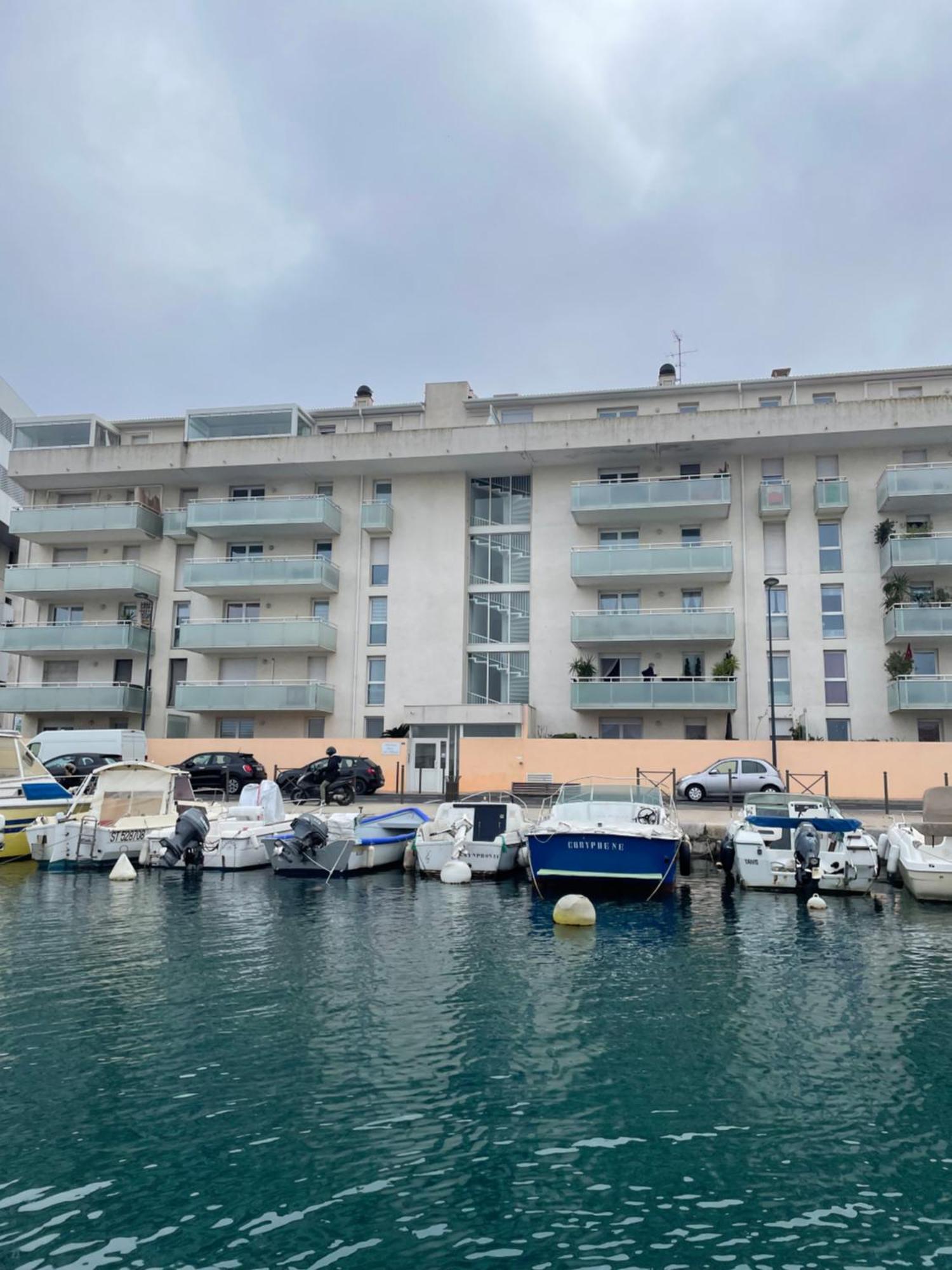 Appartement T2, Climatise, Wifi, Parking Et Piscine Prives セット エクステリア 写真